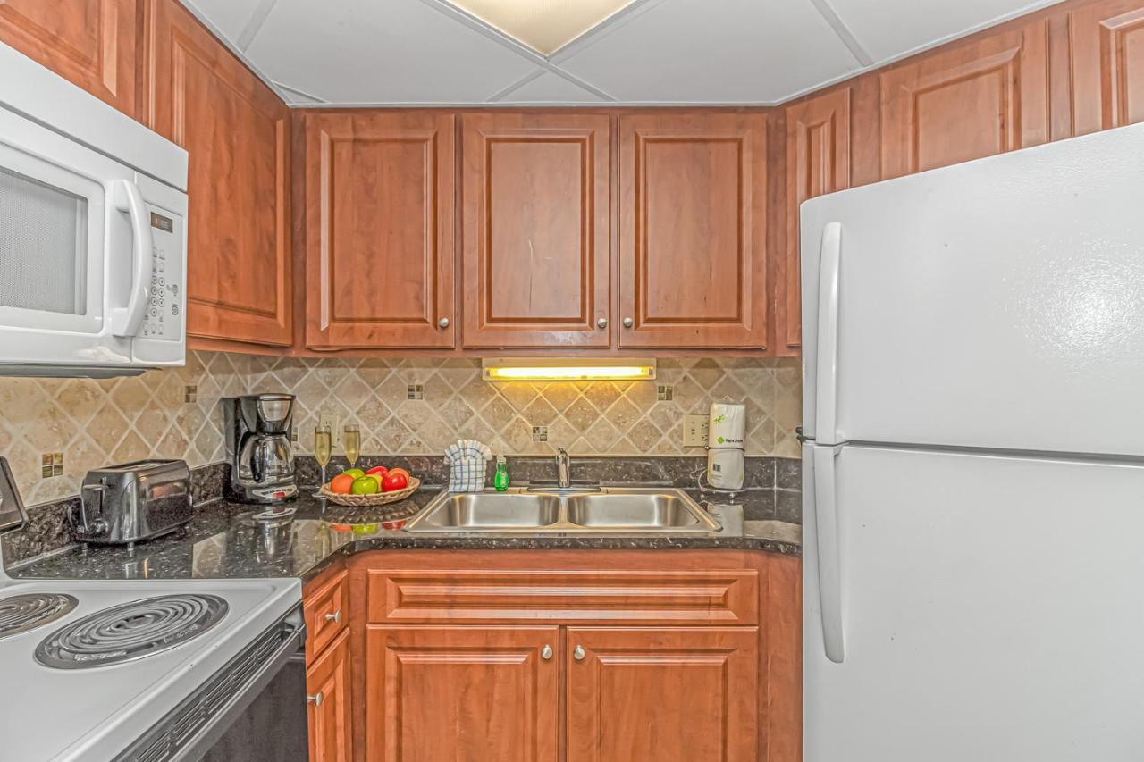 Oceanview 1 Bedroom Suite Landmark Resort 548 Perfect For A Couple Or Party Of 4 Миртъл Бийч Екстериор снимка